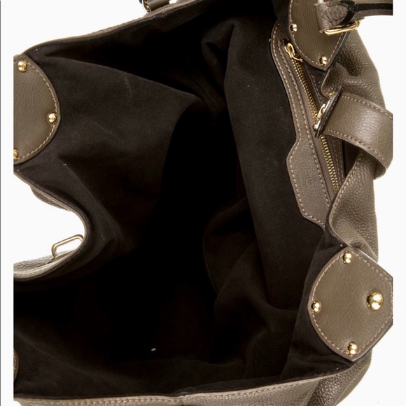 Louis Vuitton Large Mahina Leather hobo - Picture 5 of 5